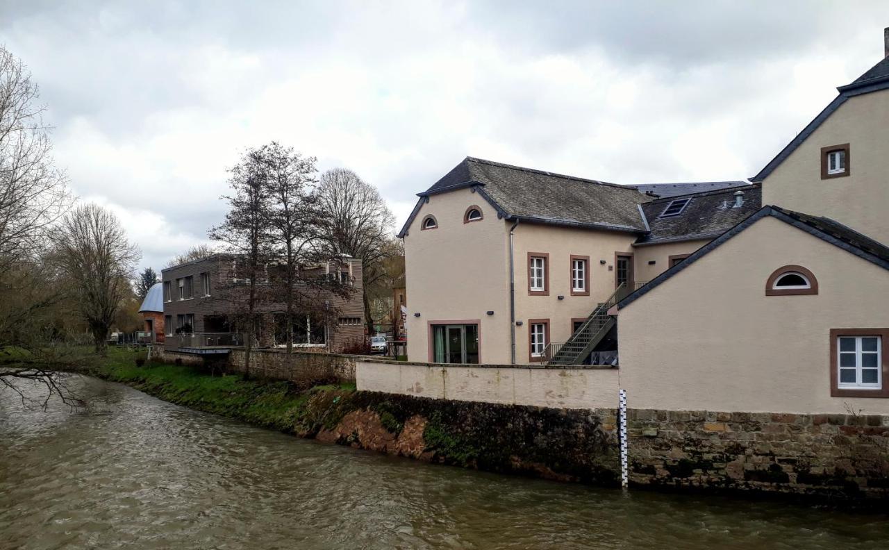 Peitche Lauer Hotel Useldange Bagian luar foto